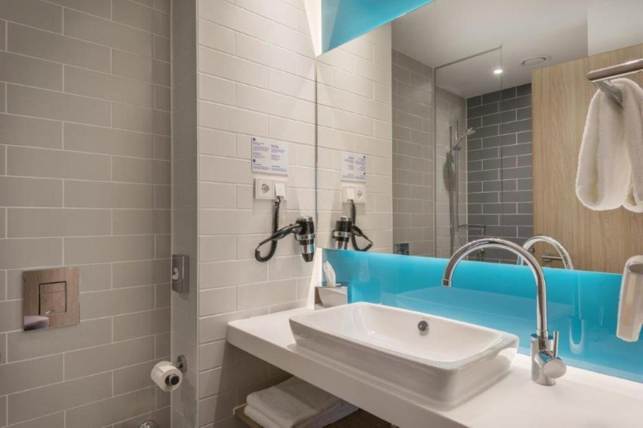 Holiday Inn Express Bochum By Ihg المظهر الخارجي الصورة