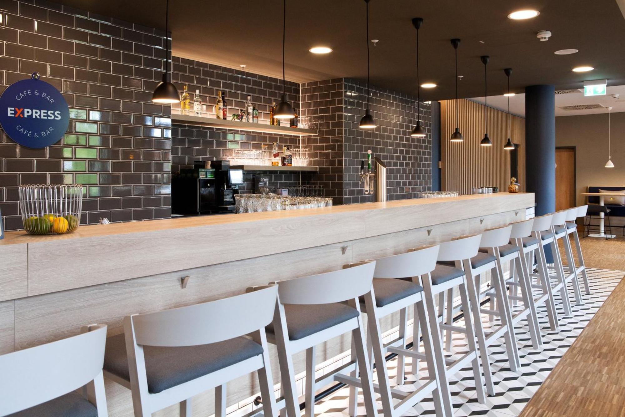 Holiday Inn Express Bochum By Ihg المظهر الخارجي الصورة